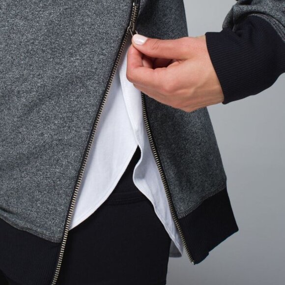 Lululemon Womens Om & Roam Pullover Sz 8 Heathered Grey Black Soft Loose W3F28S - Picture 2 of 11